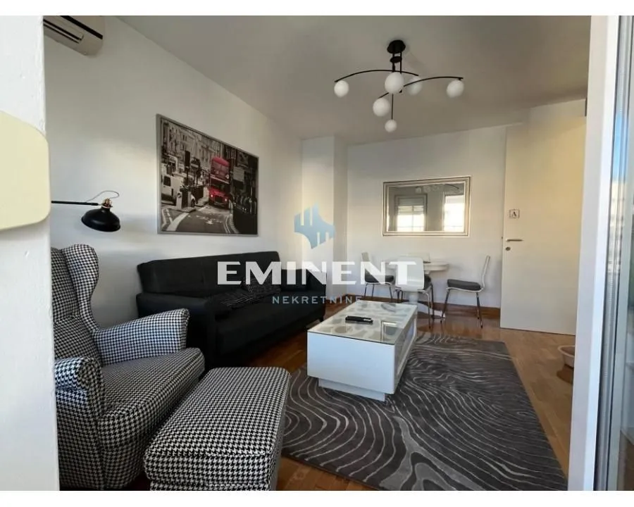 Izdavanje, stan, 41m², Novi Beograd Blok 67, Novi Beograd Sve Podlokacije