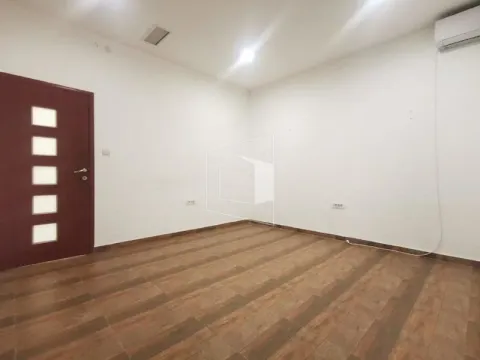 Rent, office space, 68m², Vezirov Most, Podgorica - image 7