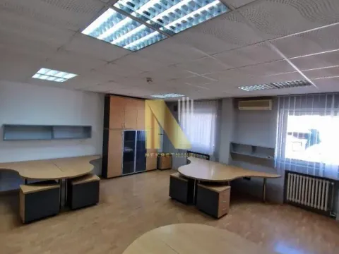Izdavanje, poslovni prostor, 120m², Centar, Novi Sad - image 2