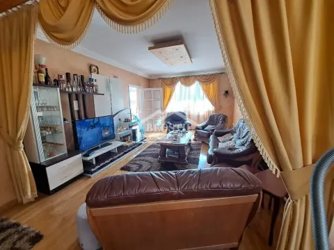 Prodaja, kuća, 227m², Zvezdarska Šuma, Zvezdara Sve Podlokacije - image 3