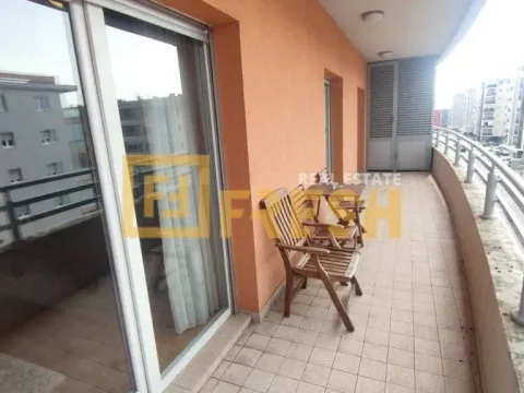 Izdavanje, dvosoban stan, 72m², City Kvart, Podgorica - image 15