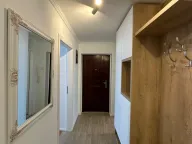 Izdavanje, dvosoban stan, 70m², Centar, Tivat - image 22