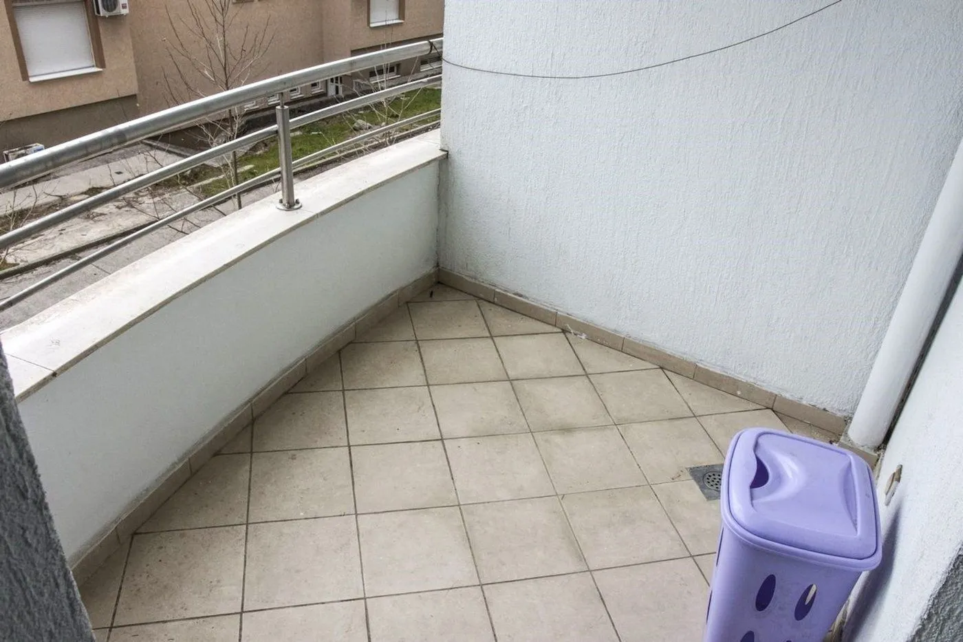 Izdavanje, stan, 33m², Pobrežje, Podgorica