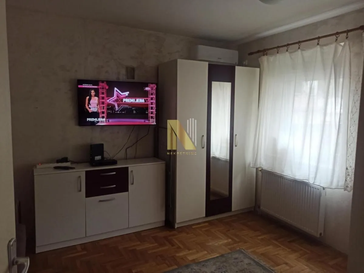 Izdavanje, garsonjera, 24m², Banatić, Novi Sad Sve Podlokacije