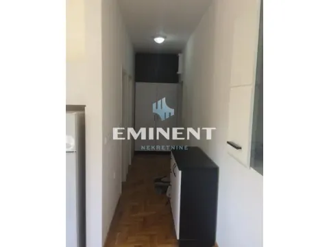 Izdavanje, stan, 41m², Lipov Lad, Zvezdara Sve Podlokacije - image 6