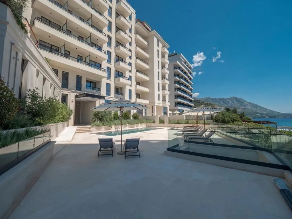 Sale, two bedroom apartment, 113m², Bečići, Budva