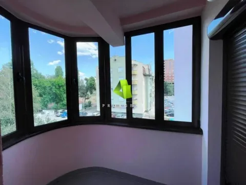 Izdavanje, trosoban stan, 85m², Crveni Krst, Niš - image 14