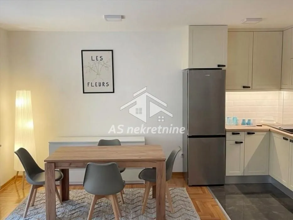 Rent, three bedroom apartment, 64m², Voždovac Sve Podlokacije, Beograd