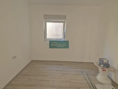 Sale, one bedroom apartment, 30m², Vašarište, Jagodina - image 9