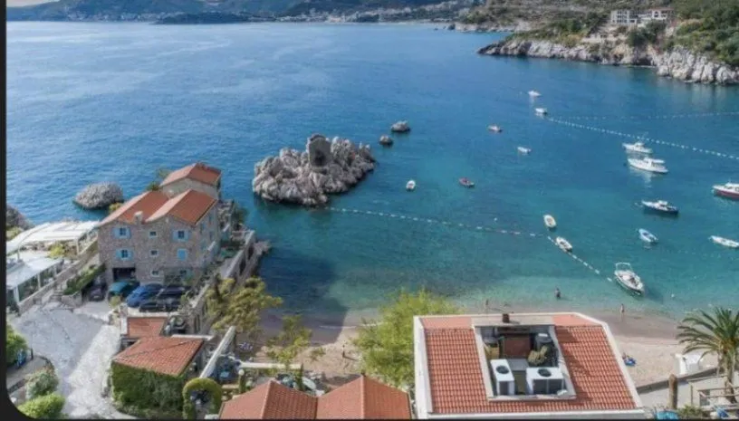 Prodaja, dvosoban stan, 117m², Pržno, Budva