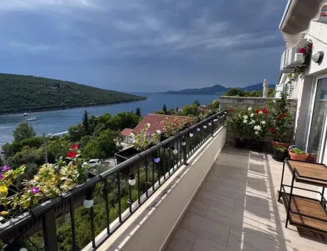 Rent, two bedroom apartment, 75m², Lješevići, Kotor - image 2