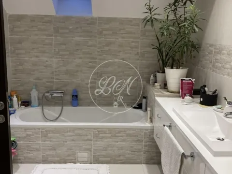 Prodaja, trosoban stan, 115m², Đeram Pijaca, Beograd - image 9