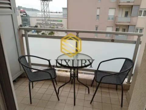 Izdavanje, jednosoban stan, 42m², City Kvart, Podgorica - image 2
