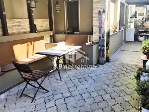 Izdavanje, četvorosoban stan, 100m², Autokomanda, Voždovac Sve Podlokacije - image 22