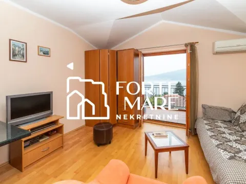 Sale, one bedroom apartment, 40m², Baošići, Herceg Novi - image 4