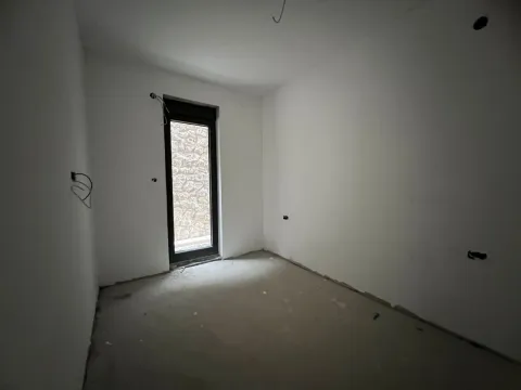 Prodaja, dvosoban stan, 52m², Gorica C, Podgorica - image 2