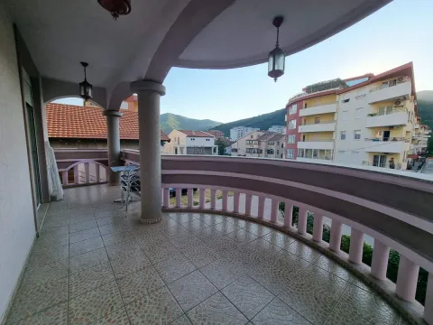 Sale, house, 750m², Budva, Crna Gora - image 23