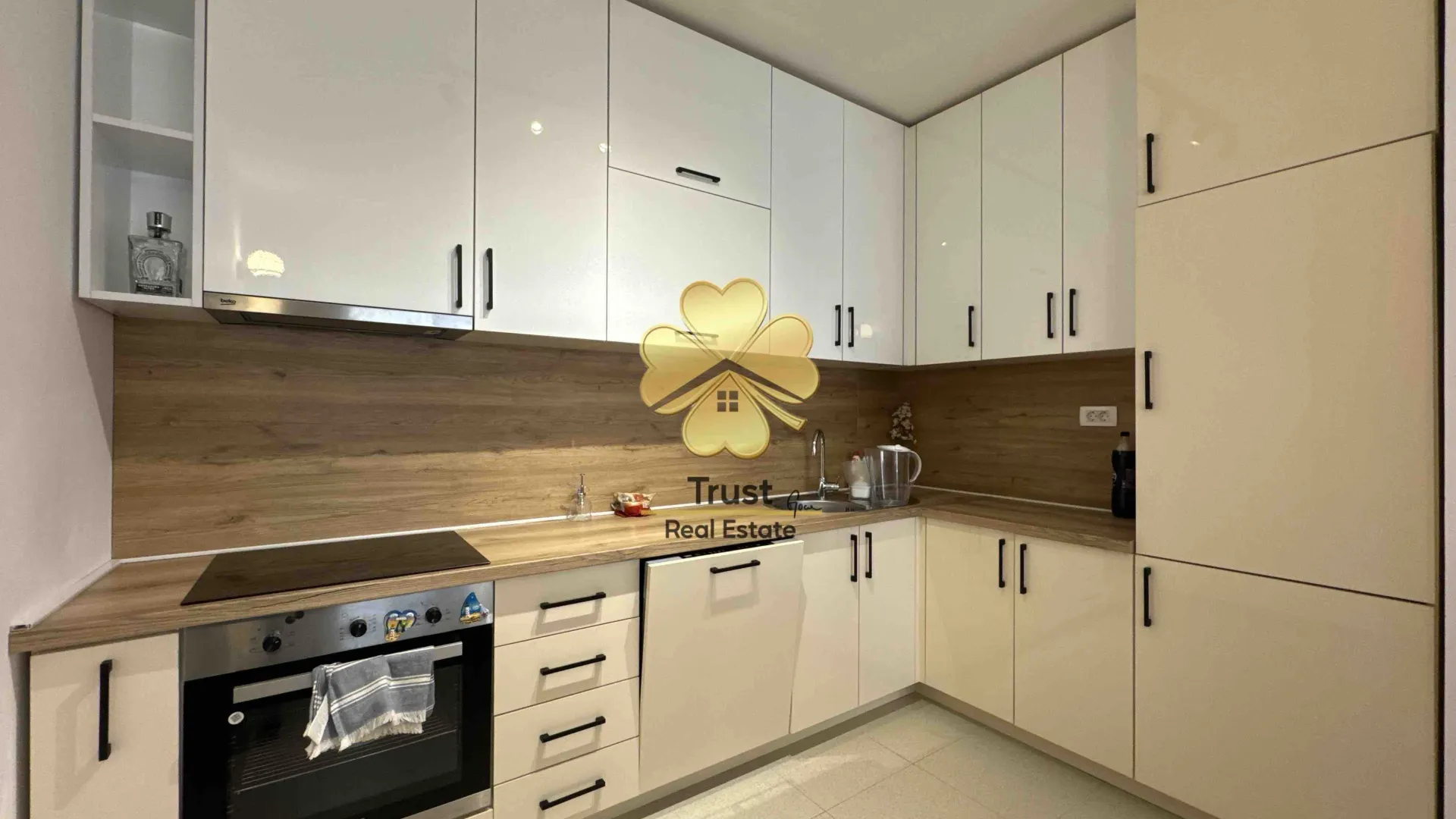 Rent, two bedroom apartment, 75m², Master Kvart, Podgorica