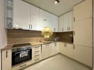 Izdavanje, dvosoban stan, 75m², Master Kvart, Podgorica - image 3