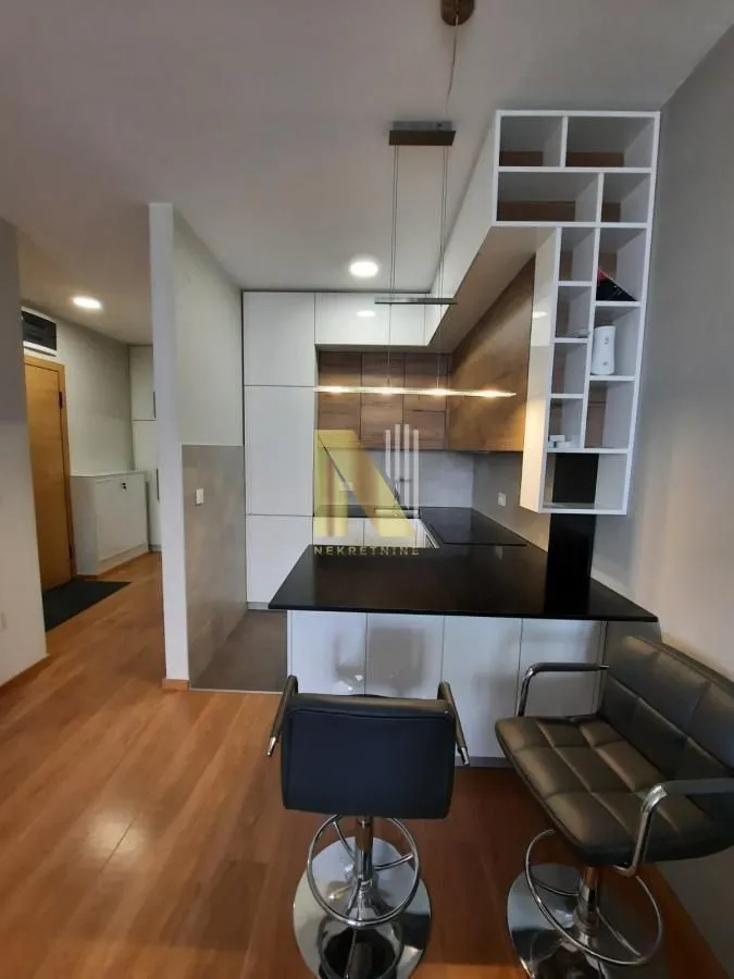 Sale, two bedroom apartment, 56m², Centar, Novi Sad