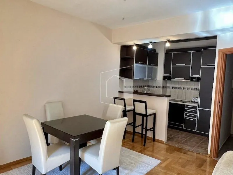 Rent, apartment, 54m², 1 maj, Podgorica