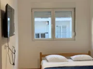 Izdavanje, jednosoban stan, 46m², Lazi, Budva - image 9