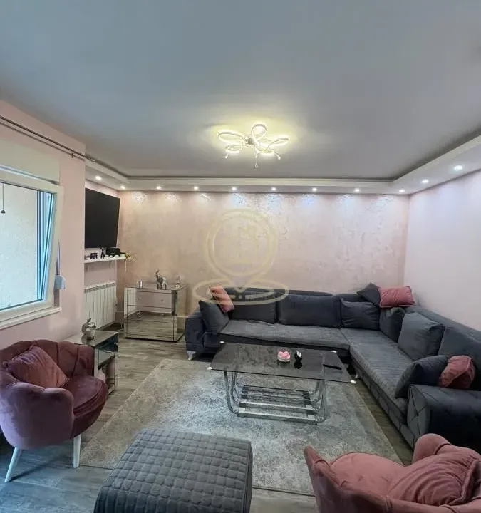 Rent, two bedroom apartment, 56m², Lekino Brdo, Voždovac Sve Podlokacije