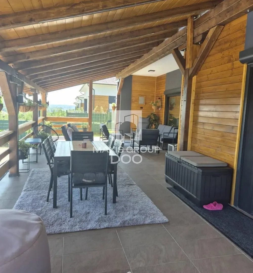 Sale, house, 173m², Mala Ivanča, Sopot