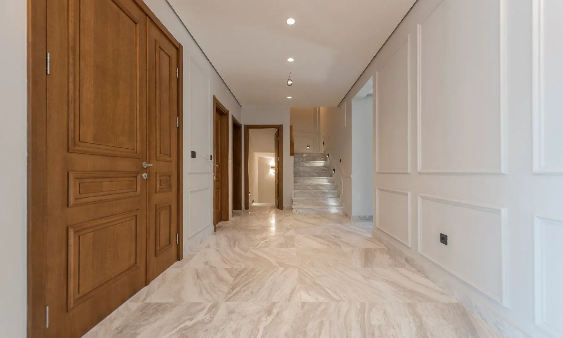 Sale, house, 492m², Mareza, Podgorica