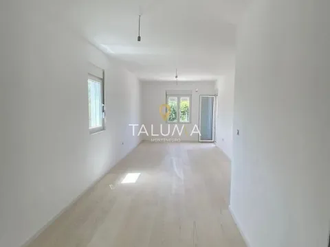 Prodaja, dvosoban stan, 73m², Zabjelo, Podgorica - image 1