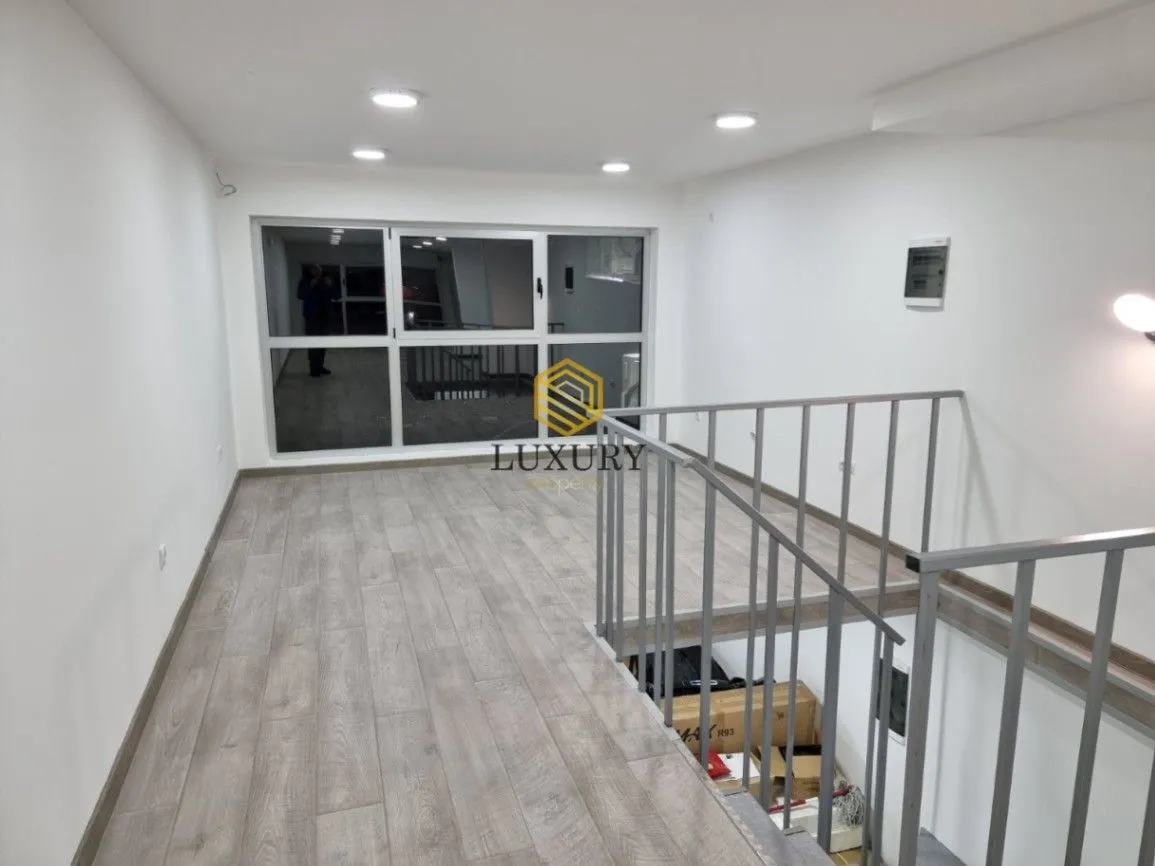Rent, office space, 160m², Preko Morače, Podgorica