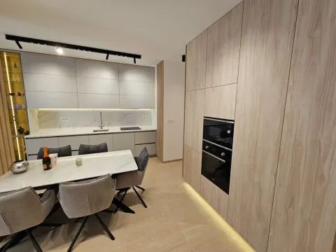 Prodaja, stan, 86m², Budva, Crna Gora - image 10