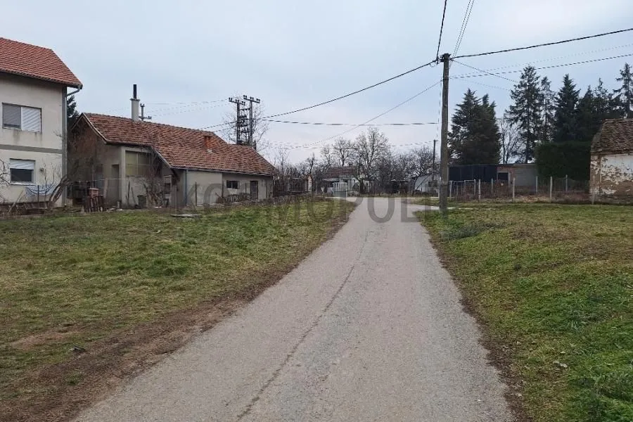 Prodaja, plac, 1050m², Boleč, Grocka