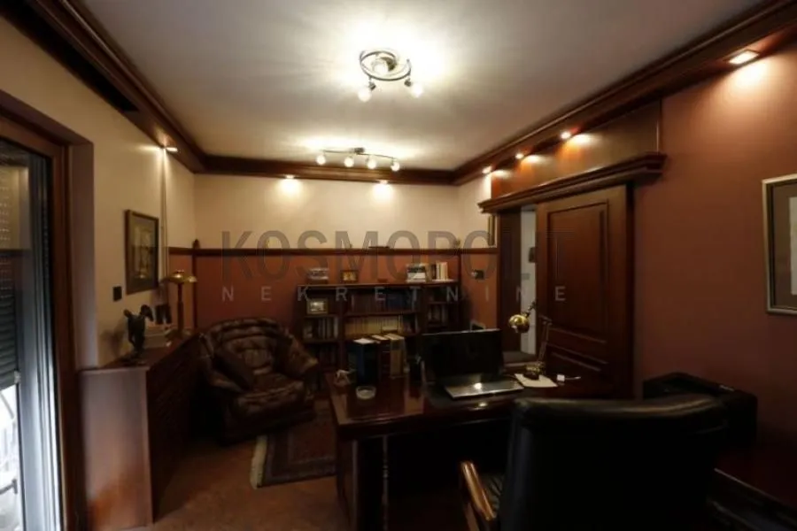 Prodaja, kuća, 520m², Filmski Grad, Beograd