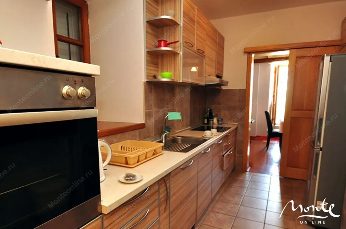 Prodaja, kuća, 327m², Stoliv, Kotor