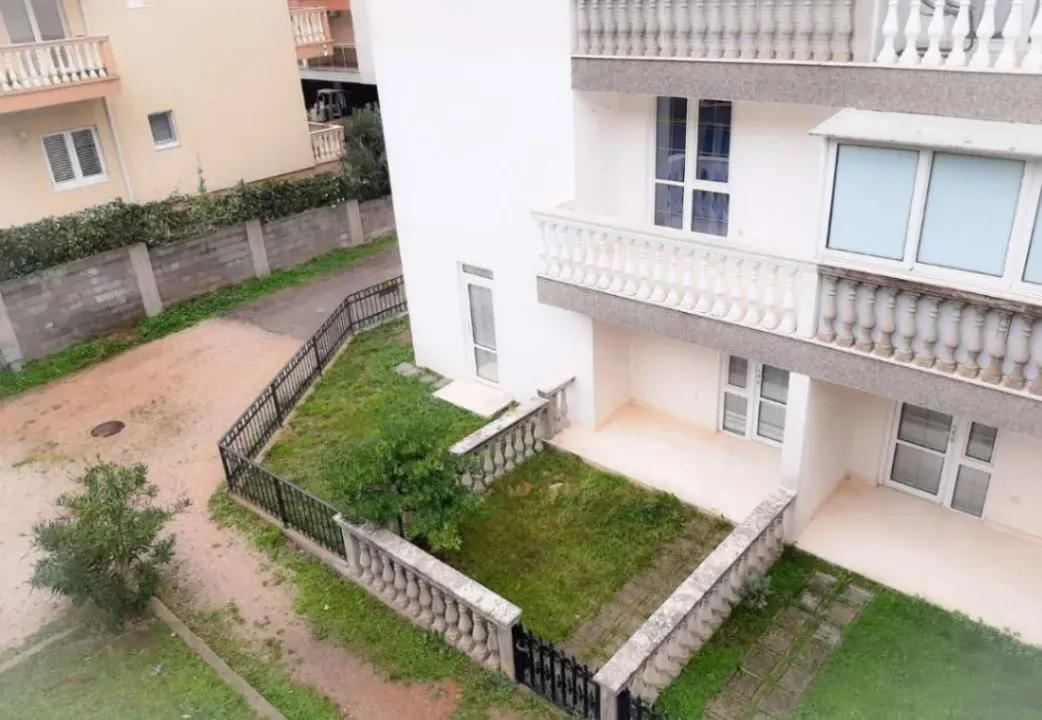 Sale, studio apartment, 38m², Sutomore, Bar