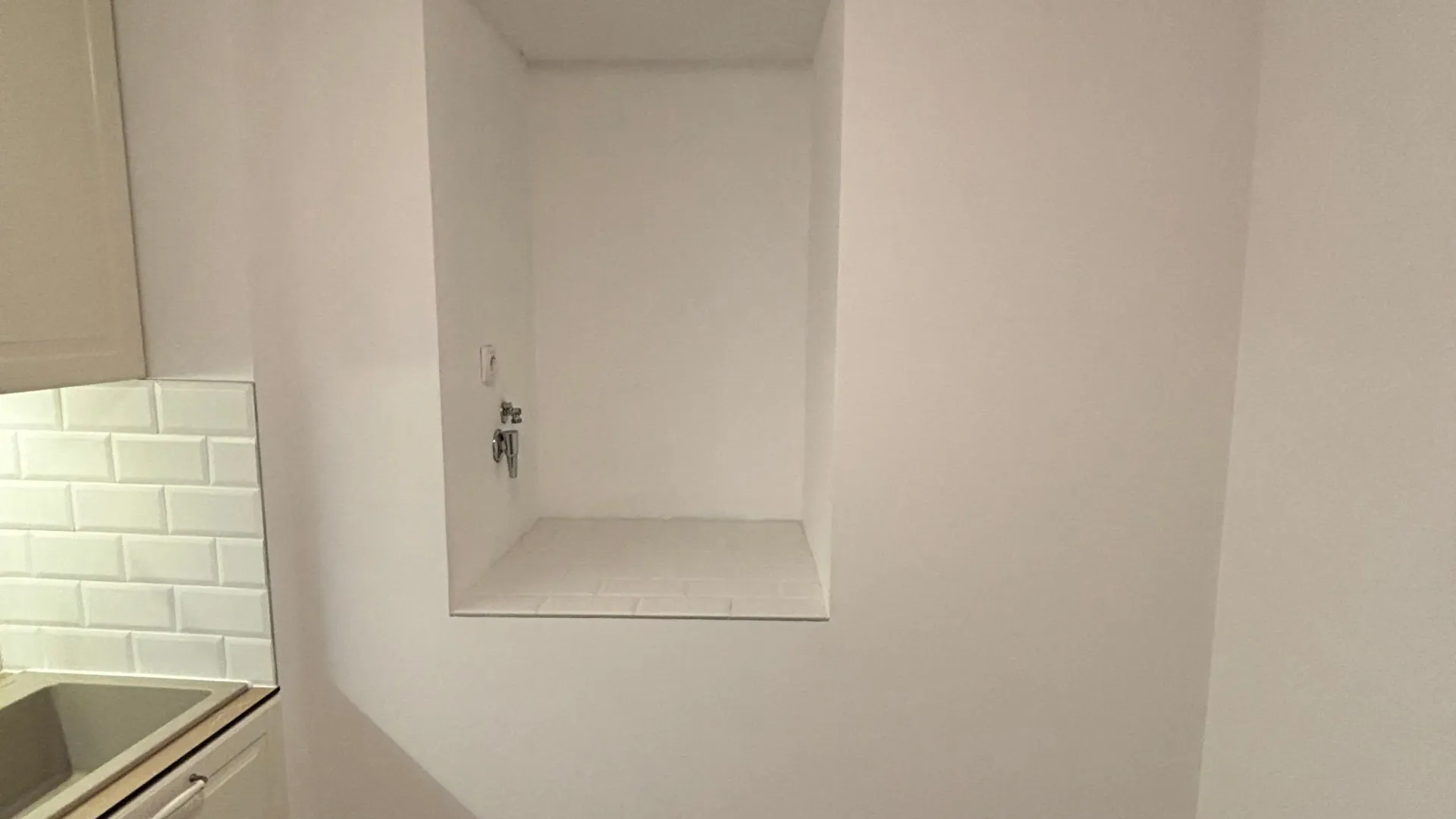 Sale, three bedroom apartment, 55m², Stari Grad, Beograd