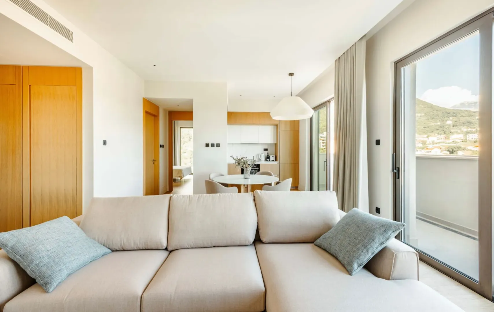 Rent, one bedroom apartment, 92m², Porto Montenegro, Tivat