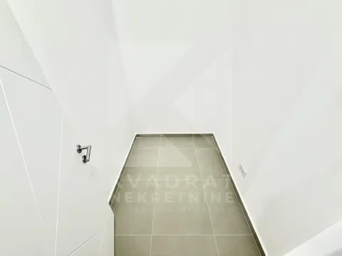 Rent, office space, 70m², Zabjelo, Podgorica - image 8
