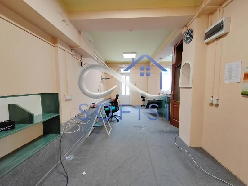 Rent, office space, 160m², Grbavica, Novi Sad Sve Podlokacije