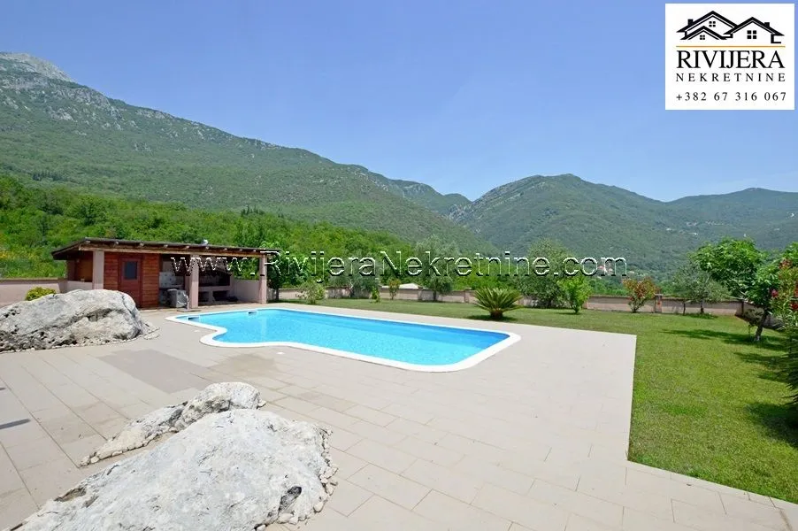 Prodaja, kuća, 348m², Zelenika, Herceg Novi