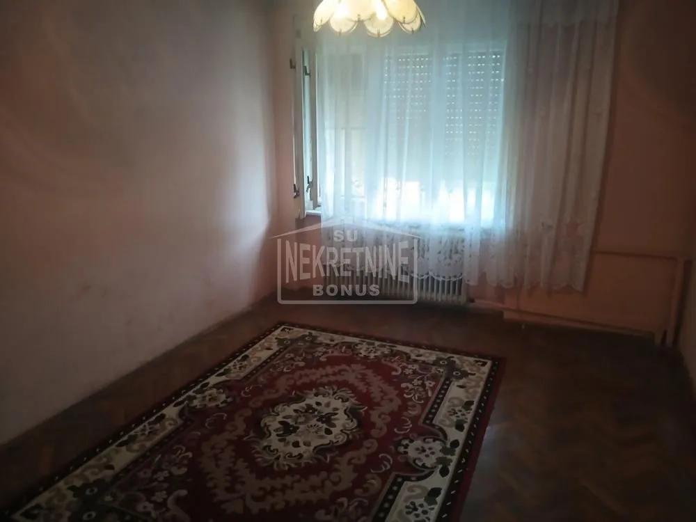Prodaja, kuća, 180m², Kertvaroš, Subotica