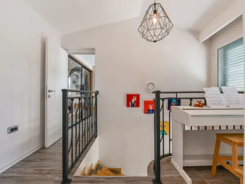 Prodaja, kuća, 150m², Radanovići, Kotor - image 17