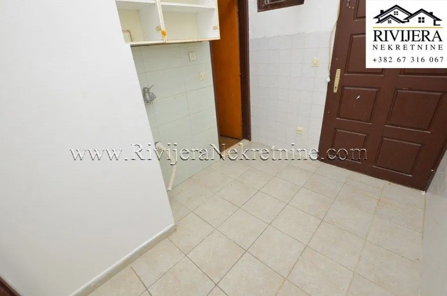 Sale, office space, 40m², Baošići, Herceg Novi