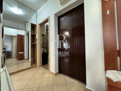 Rent, two bedroom apartment, 70m², Blok 9, Podgorica - image 2