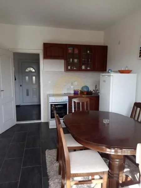Prodaja, dvosoban stan, 52m², Herceg Novi, Crna Gora