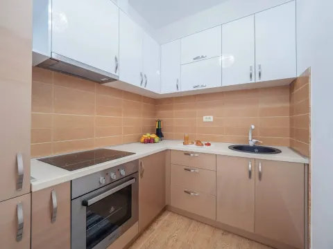 Prodaja, jednosoban stan, 51m², Bečići, Budva - image 5