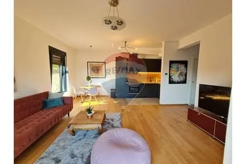 Prodaja, dvosoban stan, 69m², Bečići, Budva