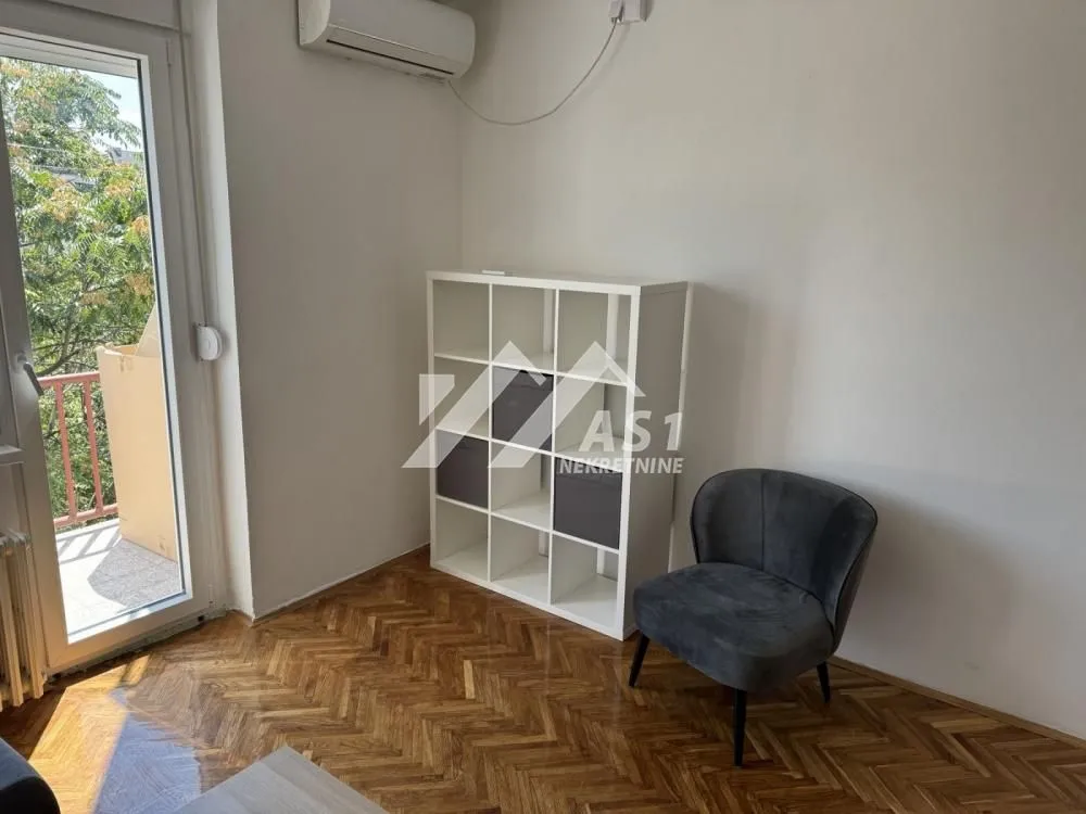 Izdavanje, dvosoban stan, 53m², Grbavica, Novi Sad Sve Podlokacije