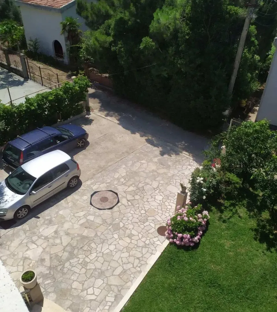 Rent, one bedroom apartment, 35m², Popovići, Bar